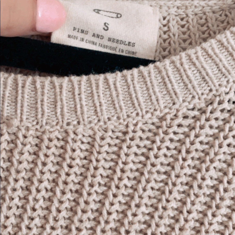 Urban outfitters sweater - Picture 2 of 2